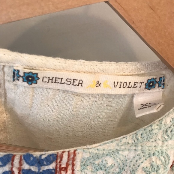 🌼C&V Embroidered Babydoll Top🌼 - Picture 7 of 7